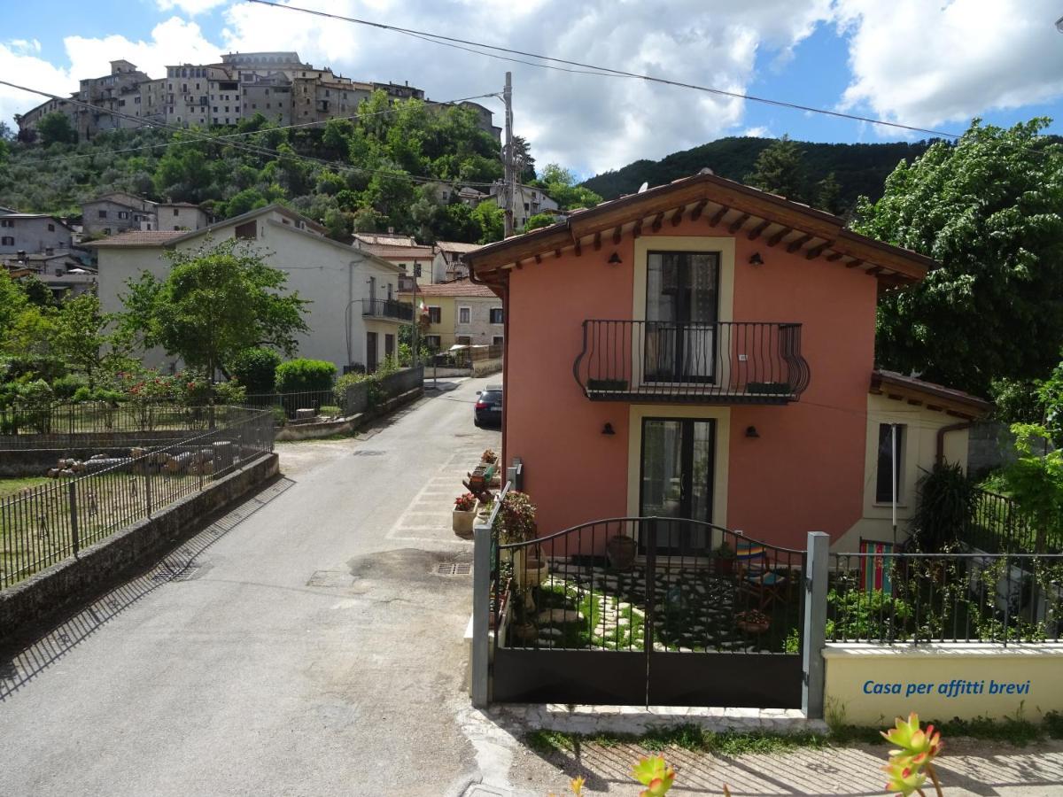 La Bottega Del Fabbro Affitto Breve Villa Contigliano Exteriör bild
