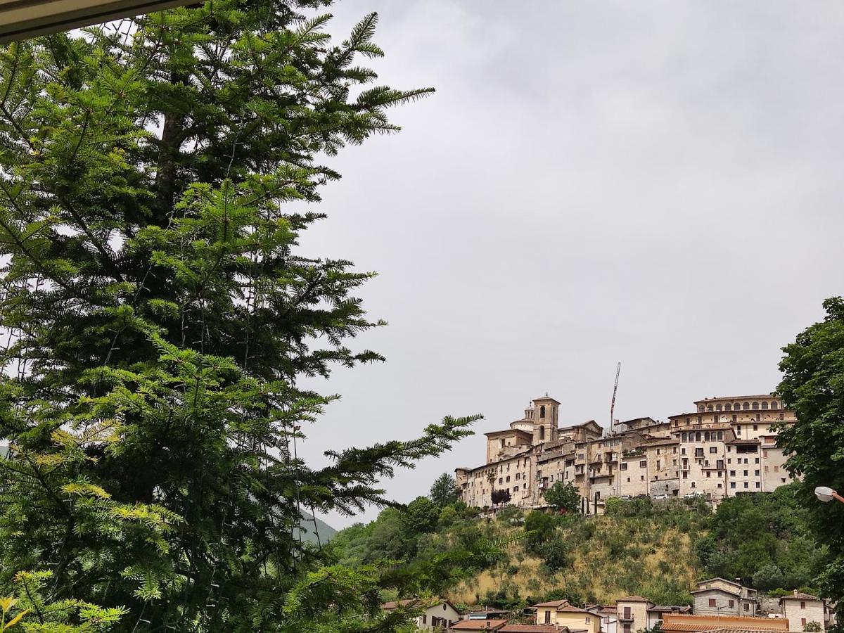 La Bottega Del Fabbro Affitto Breve Villa Contigliano Exteriör bild