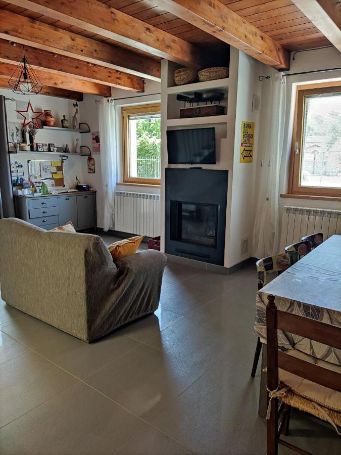 La Bottega Del Fabbro Affitto Breve Villa Contigliano Exteriör bild